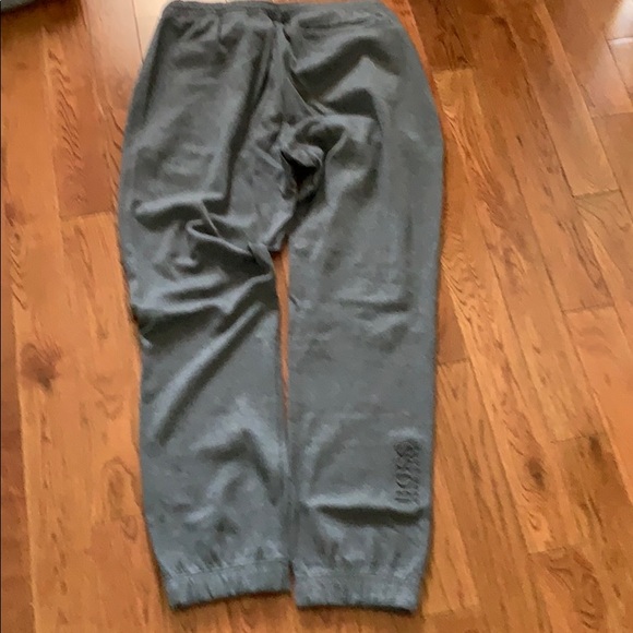 Hugo boss sweatpants - Picture 2 of 3